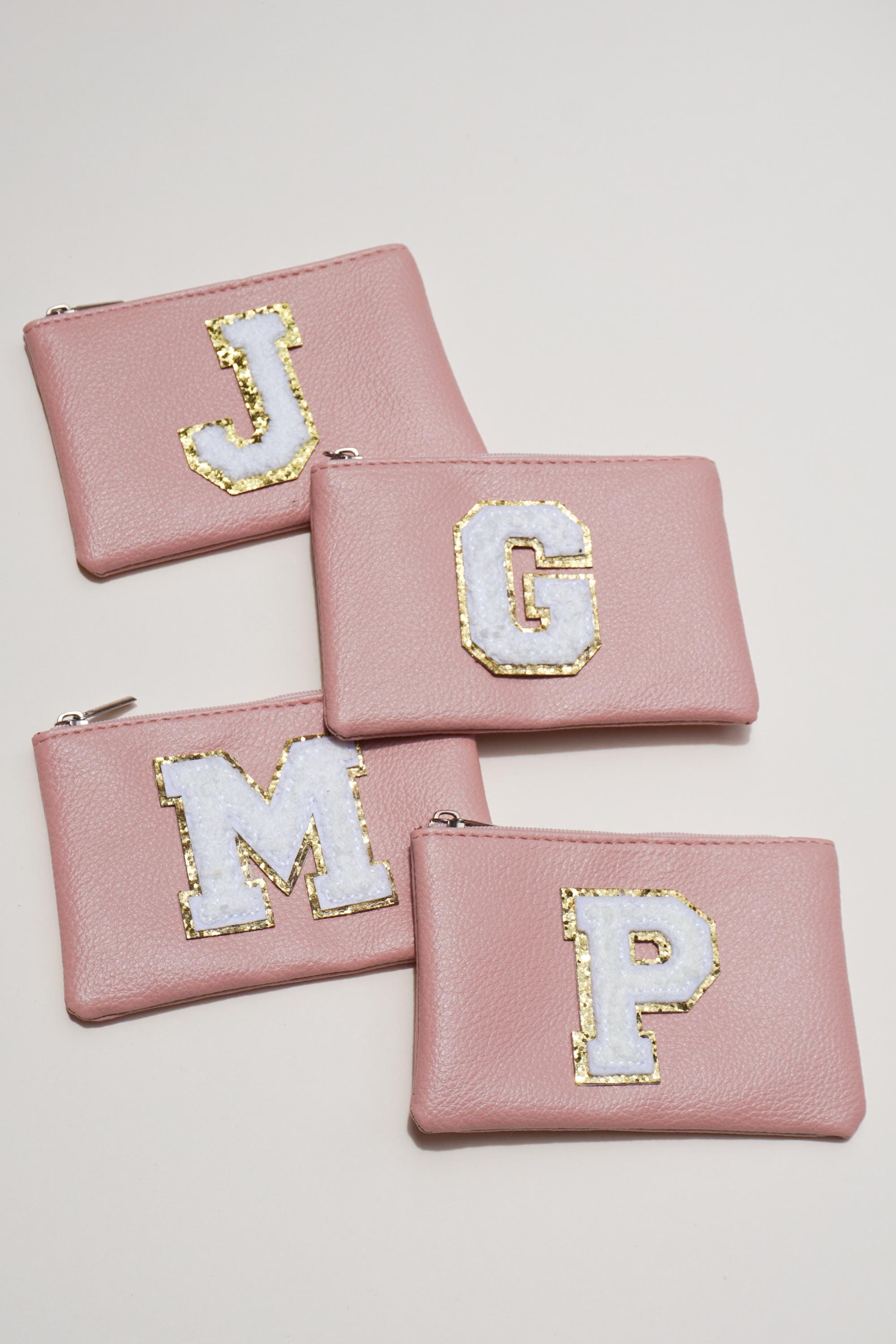 ショルダーバッグ・ポシェット +DEINET+ DEINET SIGNATURE WALLET IN PINK KDCWC4S5311 Coach Baseman X Limited Ed. Corner Zip Wristlet Wallet