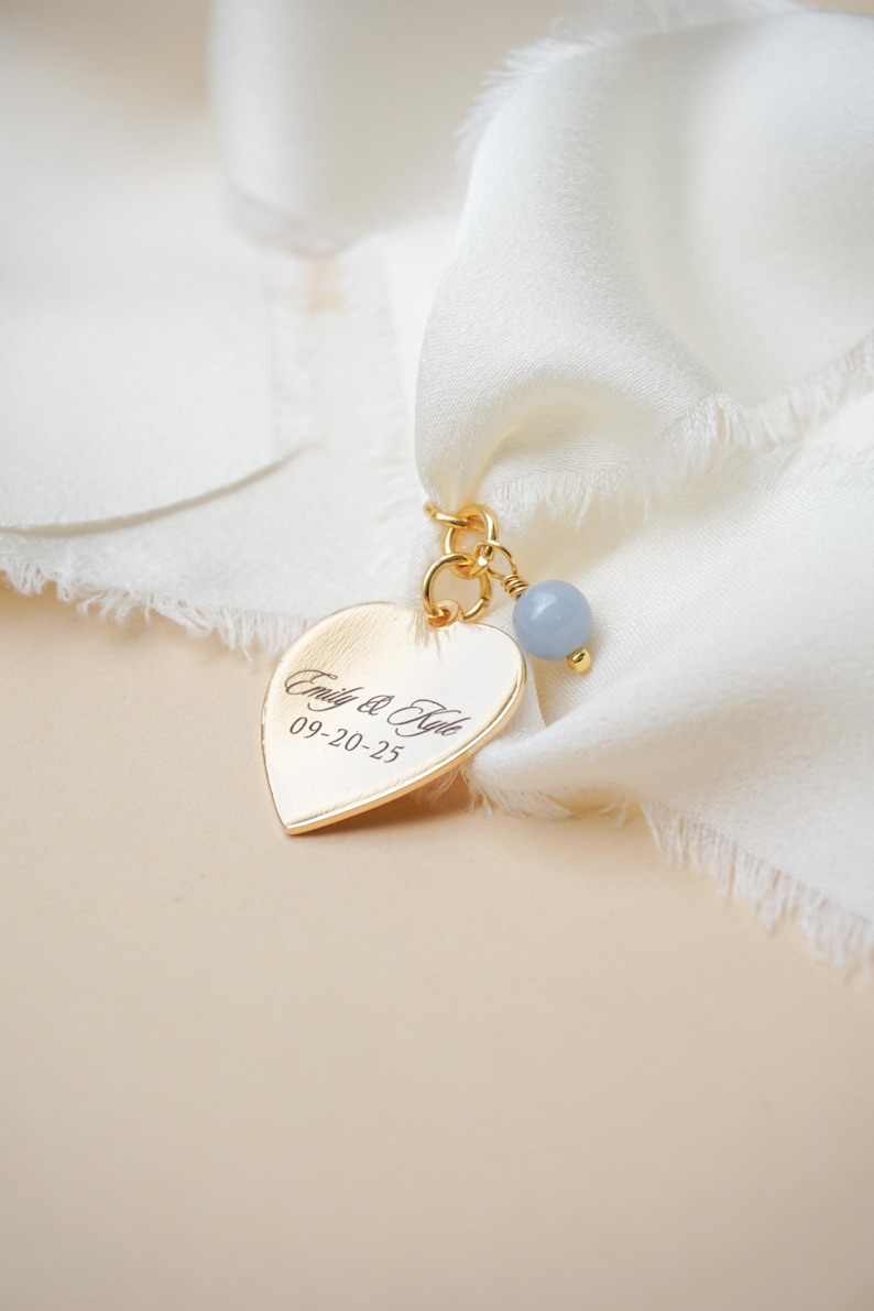 Personalized Bouquet Charm Gift for Bride Something Blue Gift Daughter Wedding Gift from Mom Wedding Bouquet Keepsake Charm Wedding Date