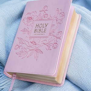 Personalized Pink Bible Christian Gift for Her Boho Flower KJV Bible with Name for Women Faux Leather Bible Custom English Holy Bible Gift