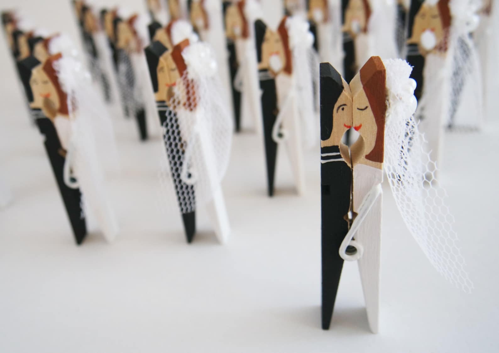 Personalized Bride &amp; Groom Place Card Holder Clothespin - Etsy