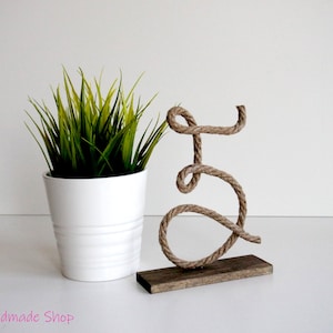 Numero da tavolo rustico in corda per matrimonio, decorazioni da tavolo in legno e corda per matrimonio, numeri da tavolo indipendenti in stile country, centrotavola per matrimonio shabby chic
