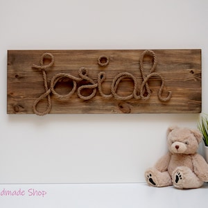 Letrero de nombre de cuerda y madera personalizado para decoración de habitación de bebé, letrero de tablero de madera estilo granja para decoración de guardería, regalo del Día de San Valentín
