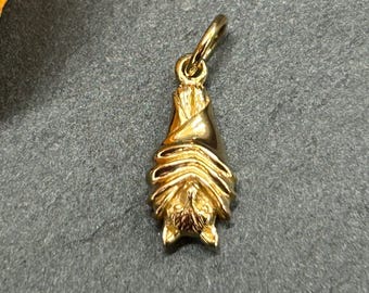 Bronze Hanging Bat Charm, Realistic Bat Charm, Vampire Charm, Halloween Charm, Bronze Charm, You Receive ONE Charm