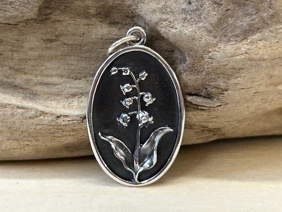 Sterling Silver Lily Of The Valley Charm, May Birth Flower Charm, Birth Flower Charms, Flower Charm, Flower Pendant