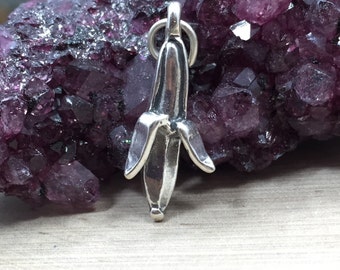 Banana Charm, Banana Pendant, Sterling Silver Charm, Sterling Silver Pendant, Fruit Charm, Fruit Pendant, PS06107