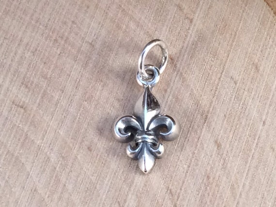 Fleur De Lis Charm, Fleur De Lis Pendant, Sterling Silver Fluer De Lis, Sterling Silver Charm, Sterling Silver Pendant