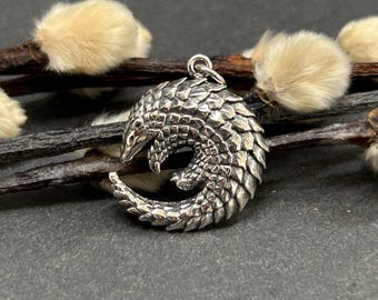 Sterling Silver Pangolin Charm, Pangolin Charm, Pangolin Pendant, Zoo Charm, Zoo Animal, Endangered Species Charm, Jewelry Supplies