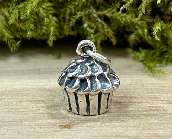 Cupcake Charm Sterling Silver Cupcake Charm Sterling Silver