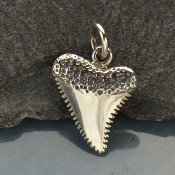 Shark Tooth, Shark Tooth Charm, Shark Tooth Pendant, Sterling Silver Shark Tooth, Sterling Silver Charm, Sea Life Charm, Beach Charm, PS0146