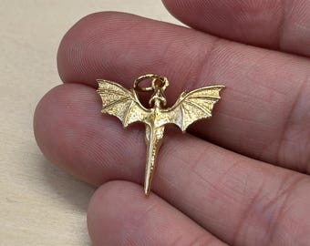 Natural Bronze Flying Dragon Charm, Dragon Charm, Fantasy Charm, Dungeon Charm, Mystical Charm, Mythical Charm, Natural Bronze Charm