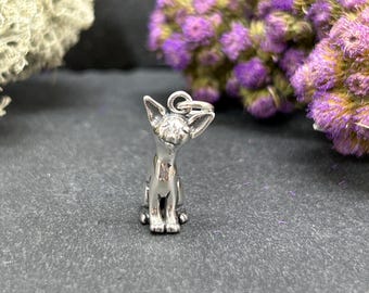 Chihuahua Charm, Chihuahua Pendant, Chihuahua Lover, Dog Lover, Dog Charm, Sterling Silver Charm, Sterling Silver Pendant