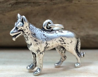 German Shepherd Charm, German Shepherd Pendant, German Shepherd Lover, Dog Lover, Sterling Silver Charm, Sterling Silver Pendant