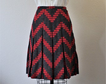 Vintage 1960s Tami San Francisco zig zag woven box Pleat Woven Wool Mini Skirt school girl // Modern Size US 2 4 xs small