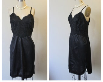 Vintage 50's 60's VANITY FAIR Black Lace Half Dress Under Slip Size 36 inches