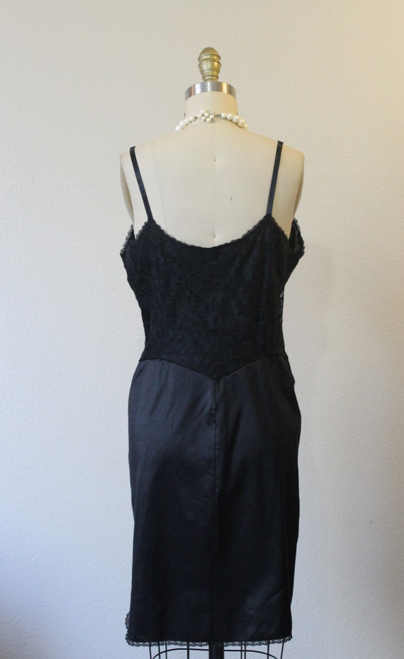 Vintage 50's 60's VANITY FAIR Black Lace Half Dre… - image 9