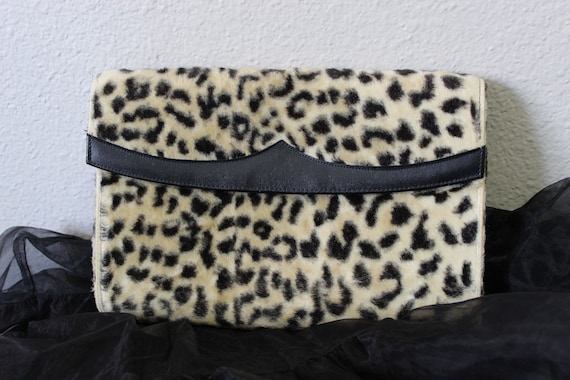 1950s 60s Leopard Print faux fur Clutch By MARGAR… - image 1