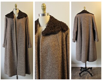 40s Coat / 1940s FORSTMANN Mocha Brown Wool Persian Lamb Fur Collar Clutch Swing Coat Pinup Girl WWII / One Size