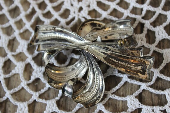 Vintage 1930s 40s Art Deco Bow Brooch Pin Marked … - image 6