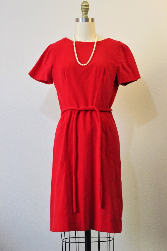 Vintage 1960s 60s True Red Velvet Belted Sheath D… - image 3