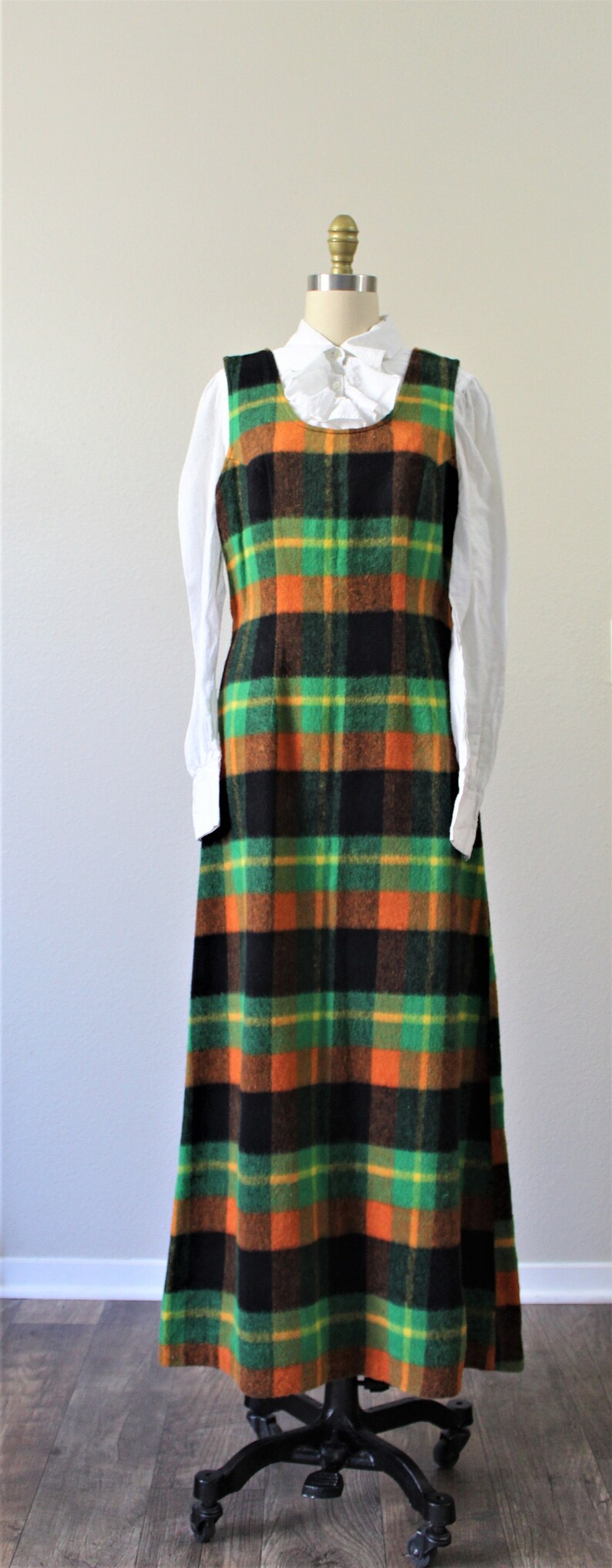 Vintage 1960s 70s Bold Orange Green Black Plaid Floor Length Jumper Dress Maxi Modern Size s med 6 8