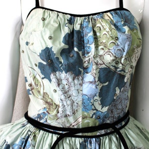 1950s Fruit Salad Novelty Print Summer Dress Jackie Morgan of California Circle Skirt Sequins Tulle Cupcake Event Dress image 5