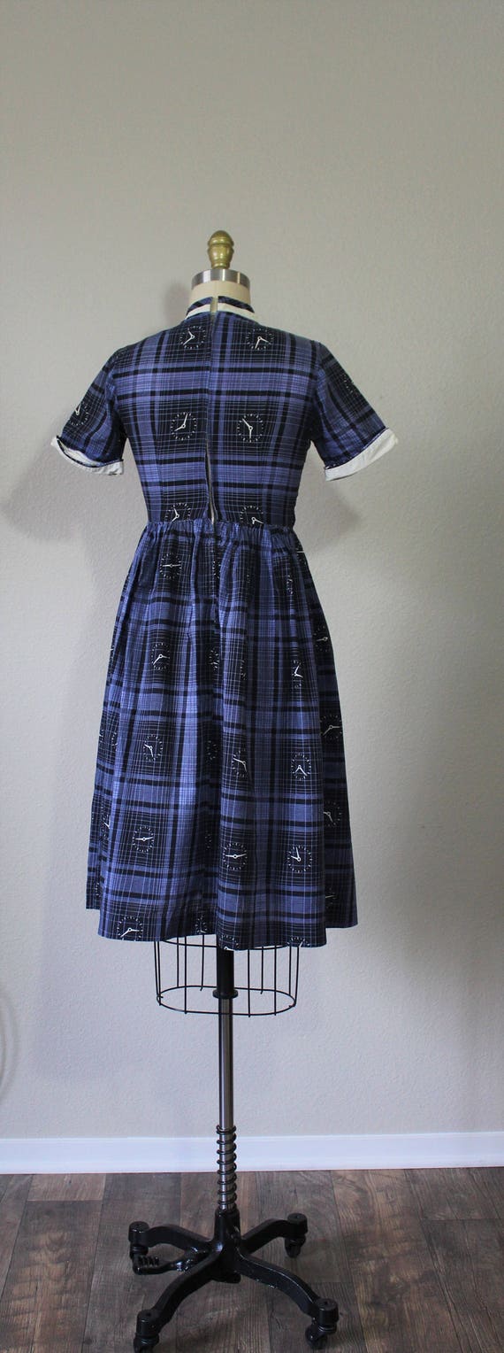 1940s Dress / Vintage 40's Novelty Print Fabric C… - image 7