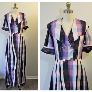 1940s Dressing Gown Vintage 40s 1950&#39;s Pink Plaid Taffeta Navy Robe House dress Lounging Coat // modern xs s US 2 4 6