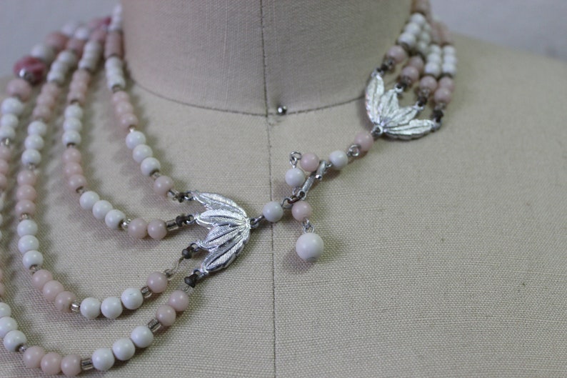 Vintage 50s 60s Pearl sugar bead white and pink bead JAPAN 3 Strand Choker Necklace / Triple Necklace image 5