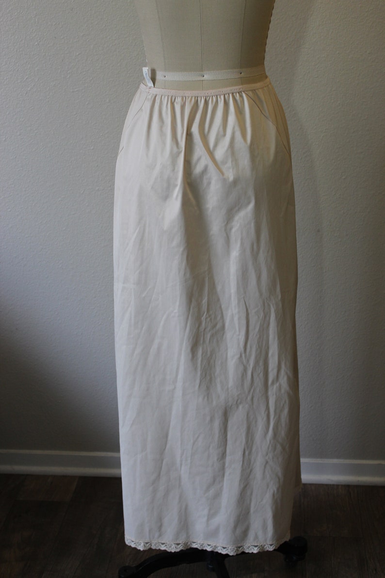 Vintage 50's 60's Wilmot Lingerie Beige Nude Lace Half Dress Under Slip // xs s m image 6