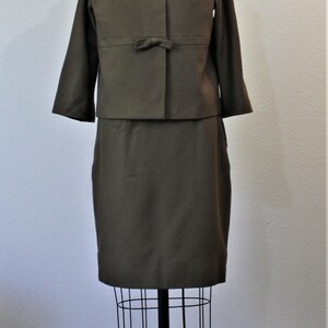 Vintage 1950s Jack Bloom Olive green mink Fur Collar Dress Suit pinup BULLOCKS of CALIFORNIA // US 0 2 4 xs s image 9