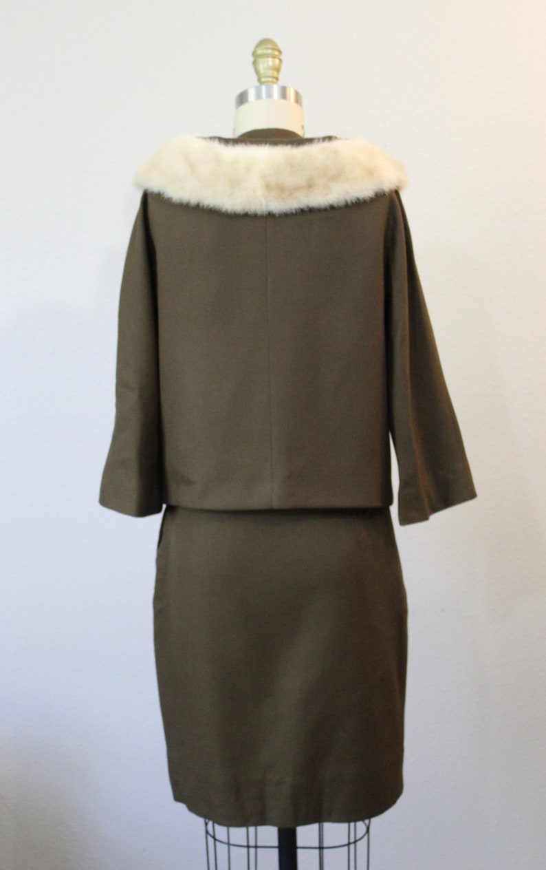 Vintage 1950s Jack Bloom Olive green mink Fur Collar Dress Suit pinup BULLOCKS of CALIFORNIA // US 0 2 4 xs s image 5