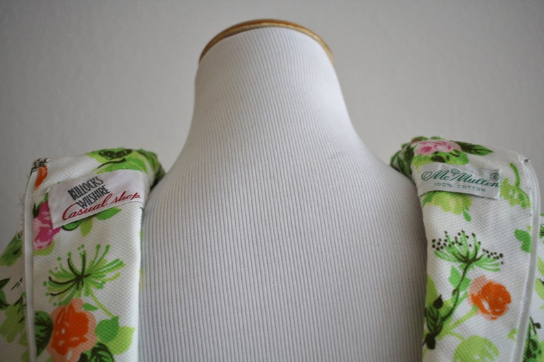 Vintage 60/'s Spring Ruffled Rose Floral Sheath Designer Dress BULLOCKS Wilshire Blvd California Jackie O/' Picnic Wedding