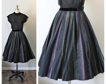 50s Circle Skirt / Vintage 1950s atomic Joe Davidson Nice! Ombre Striped FULL Circle Skirt Pinup Girl  // xs US 2 4 6 8 small medium