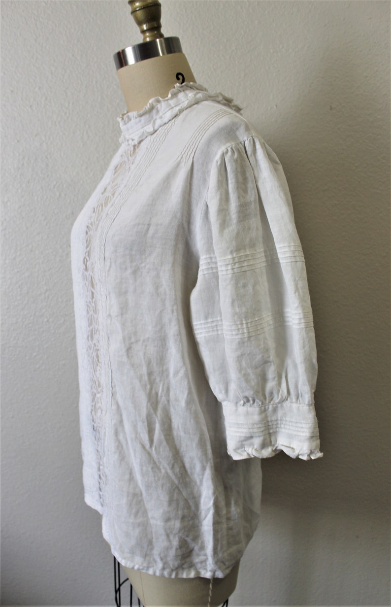 Vintage Victorian Linen Blouse / Vintage 80s White Linen Lace High Collar Button Back Blouse Victorian Style Shirt Modern 4 6 8 s med image 3