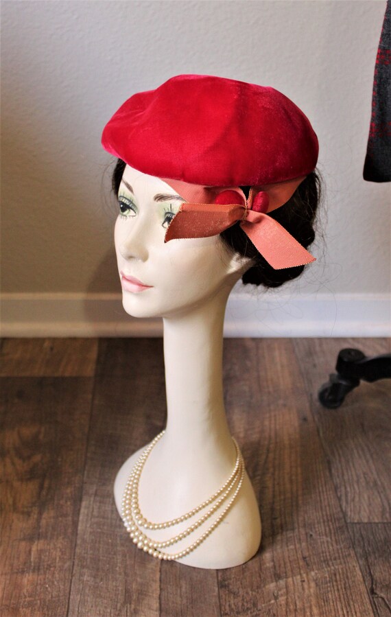 Vintage 1940s 50s Red Silk Velvet Fancy Side Butto