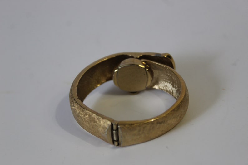 Vintage MOD Joseph Magnin California Gold Cuff Clamper Hidden wrist Watch MCM // bangle cuff image 5