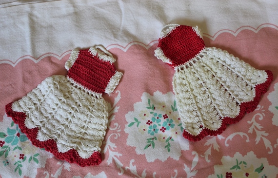 Vintage 1950s 2 Handmade Crochet Dress Pot Holders Hot Pads Doll Dress Red  White Cute Kitschy Mid Century Kitchen - Etsy