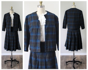 Vintage 1950er Jahre Blau Schwarz Frühe PENDLETON Shadow Box Karierte Kurzjacke Passende Plissee Rock Kleid Set / / Schulmädchen / / US 2 4