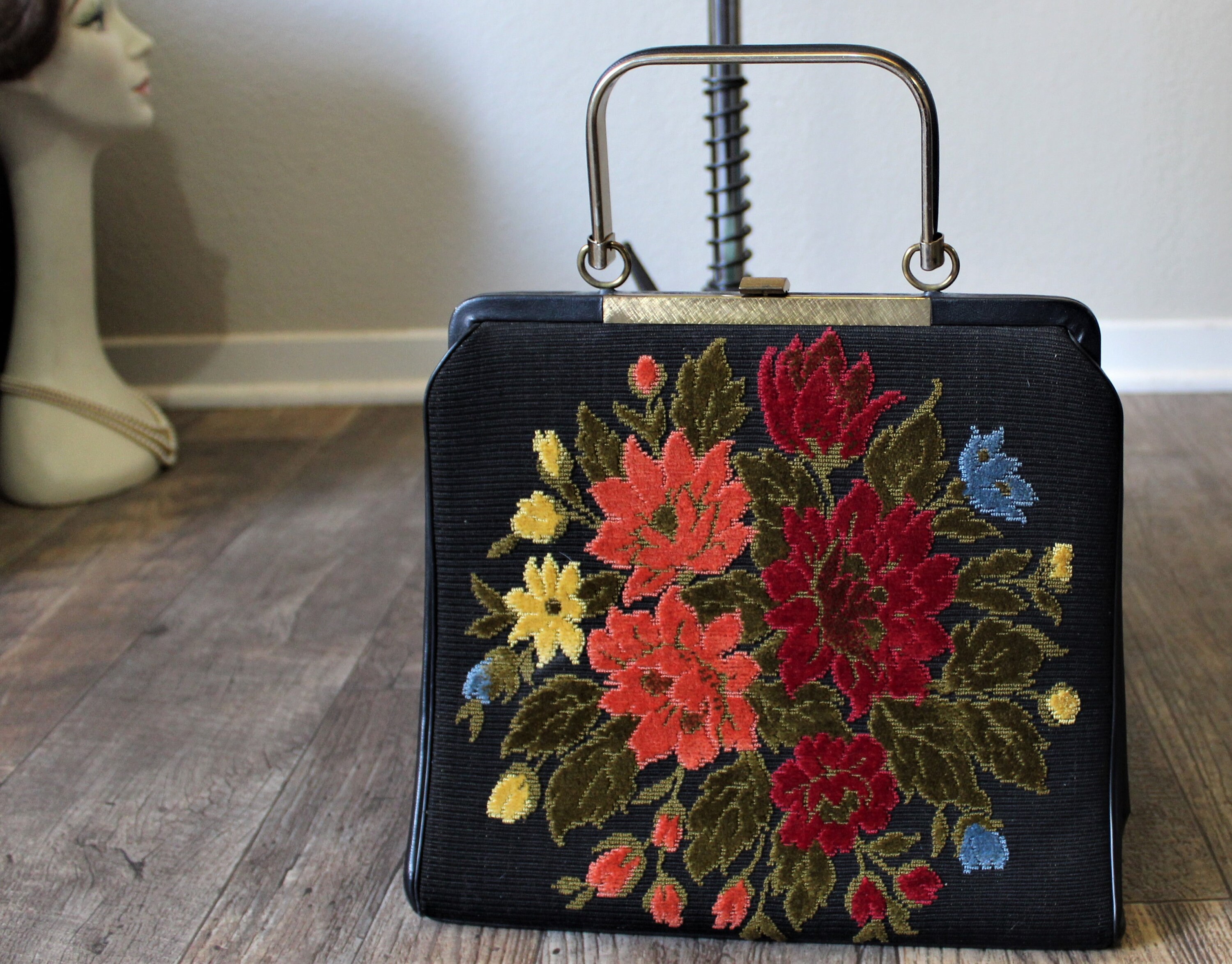 Vintage 1950s Mid Century "Carpet Bag" Handbag