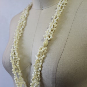 Vintage 40s 1950s Unusual Tiki cream celluloid TEENY TINY Sea Shell Hawaiian pinup 4 Strand 30 inches // Hawaiian wedding image 5