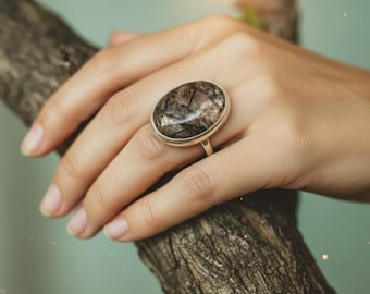 Large Oval Tourmalinated Quartz Ring - Sterling Silver Protection Gemstone - Black Needle Quartz Ring - Witchy Boho Statement Jewelry