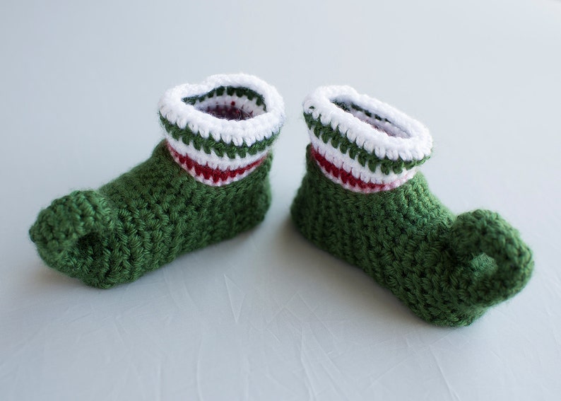 Photo Prop. Elf Shoes Christmas Shoes Elf Baby Shoes Boy Booties Crochet Elf Shoes Elf Booties Boy Shoes Holiday Boy Shoes