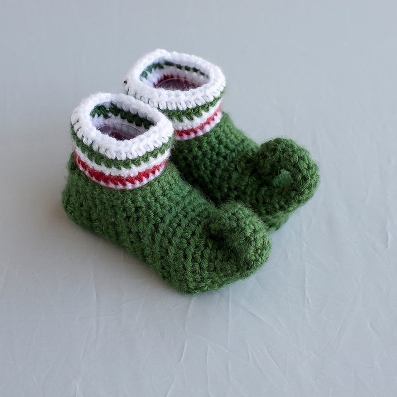 Photo Prop. Elf Shoes Christmas Shoes Elf Baby Shoes Boy Booties Crochet Elf Shoes Elf Booties Boy Shoes Holiday Boy Shoes