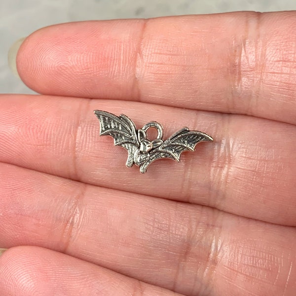 10 Flying bat charms, vampire bat jewelry making supplies, handmade gothic jewelry, bulk set of 10