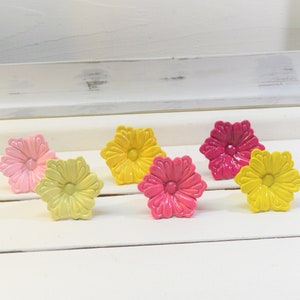 Pink Flower Knob, Yellow Floral Drawer Pull, Daisy Door Handle, Furniture Cabinet Hardware.  Over 50 colors available