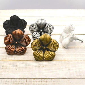 Antique Silver Flower Knob, Large Drawer Pull, Daffodil Door Handle, Cabinet Hardware