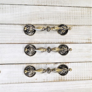 Antique Brass Drawer Pull, Scalloped Furniture Knob, 3 1/2" Inch Centers, Kitchen Cabinet Hardware