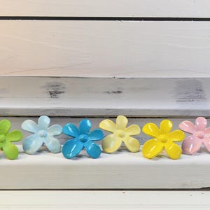 Whimsical floral knob, Yellow Daisy drawer pull, dresser handle