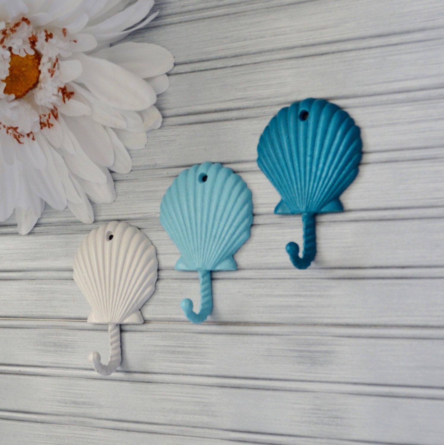 One Scallop Hat Hook, Coastal Bathroom Kitchen Towel Ring, Beach Naut…