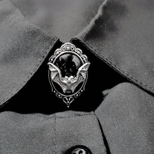 Bat buttons cover vampire cufflinks gothic brooch alternative lapel pin Victorian men suit accessories Halloween shirt jewelry clips gift